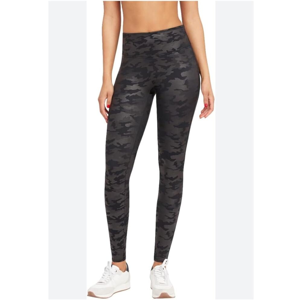 Spanx Women's Faux Leather Camo Mate Black High-Waisted Leggings Size‎ M
